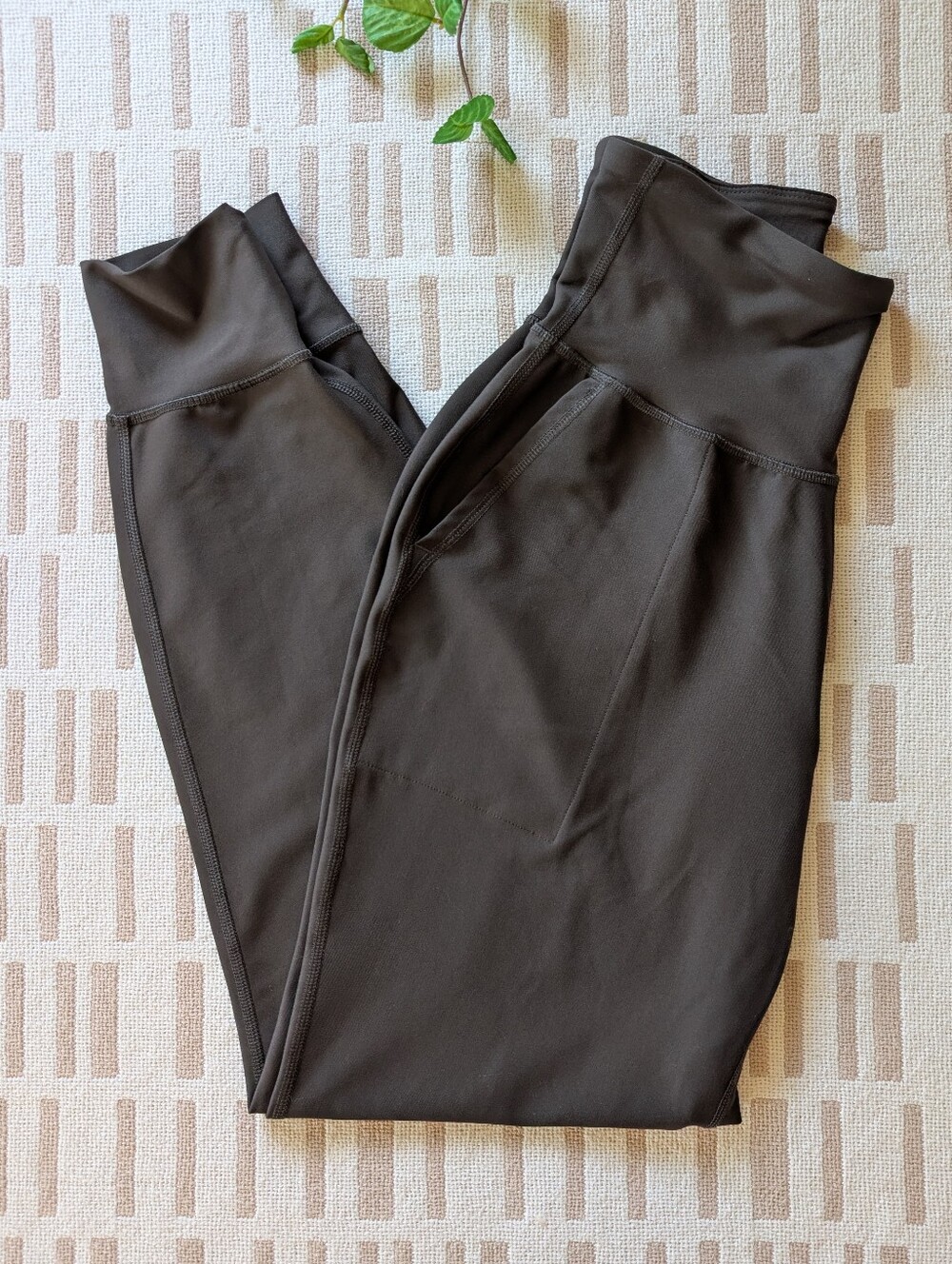 Old Navy | XS | Active PowerSoft High-Rise Go-Dry Jogger